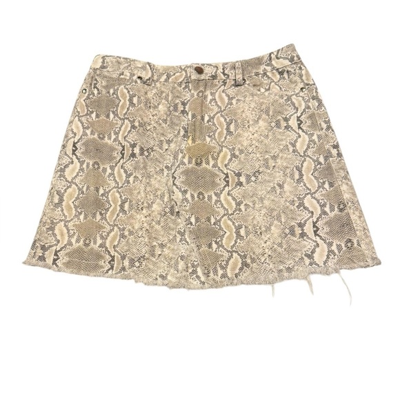 Adeline Clothing Stylish Snake Print Skirt Raw Hem Women’s Size Small - Picture 1 of 3